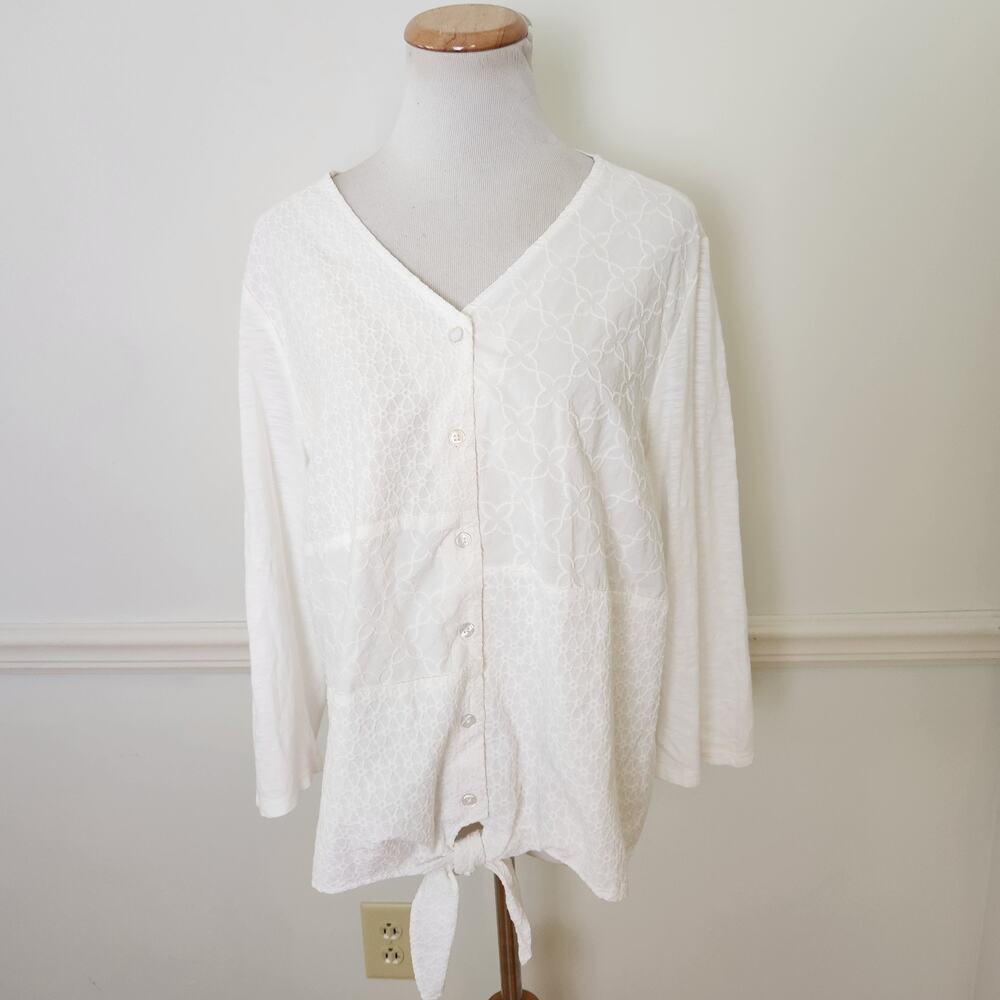New Chicos Shirt Sz 3 US XL Womens Mixed Embroidered Top 3/4 Sleeve White Vneck
